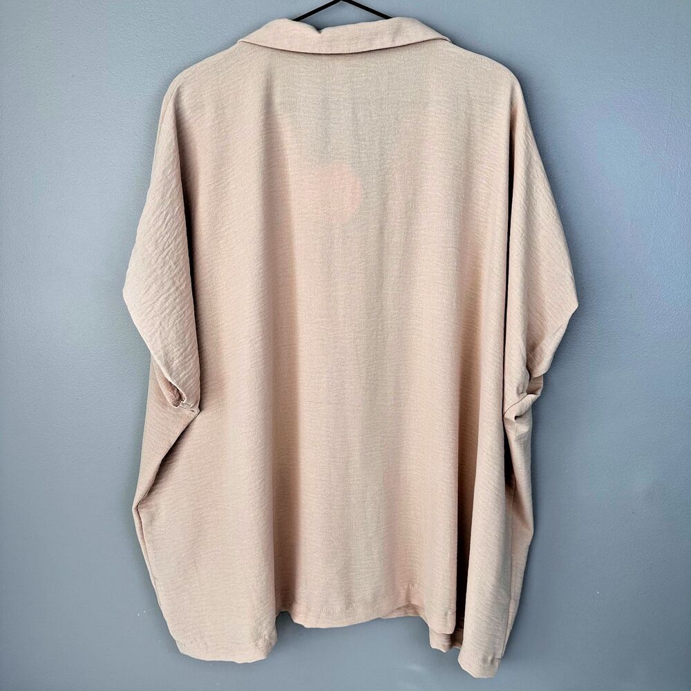 Nwt umgee Womens Beige V-neck Short Sleeve Blouse Large - Picture 4 of 4
